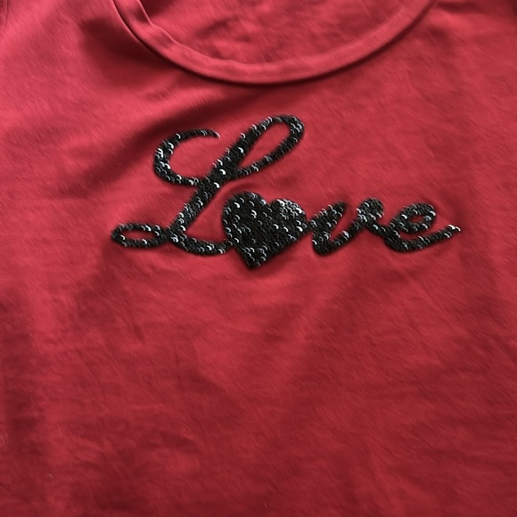 Cute round Neck Guess Tee - Picture 2 of 5